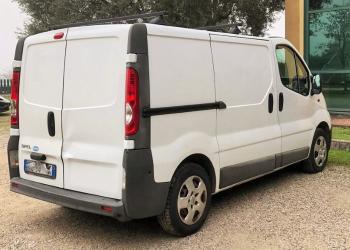 OIpel Vivaro 2.0 diesel anno 2013 - 3 posti