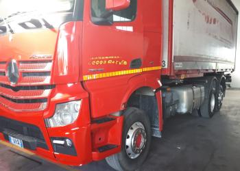 Mercedes-Benz Actros 2545 ,2014, motrice 7,20 sponda idralica