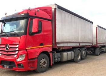 Mercedes-Benz ACTROS 2545 + curtainsider trailer