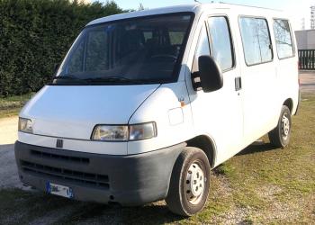 Fiat Ducato 9 seater minibus with rear lift