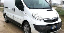 Opel Vivaro 2.0 diesel year 2013 - 3 seats