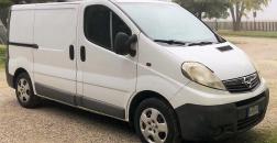 Opel Vivaro 2.0 diesel anno 2013 - 3 posti